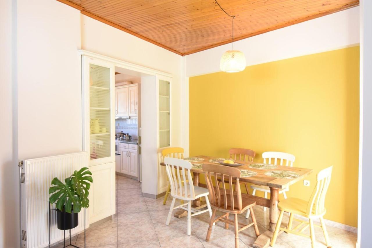 The Yellow Art Home Calamata Exterior foto